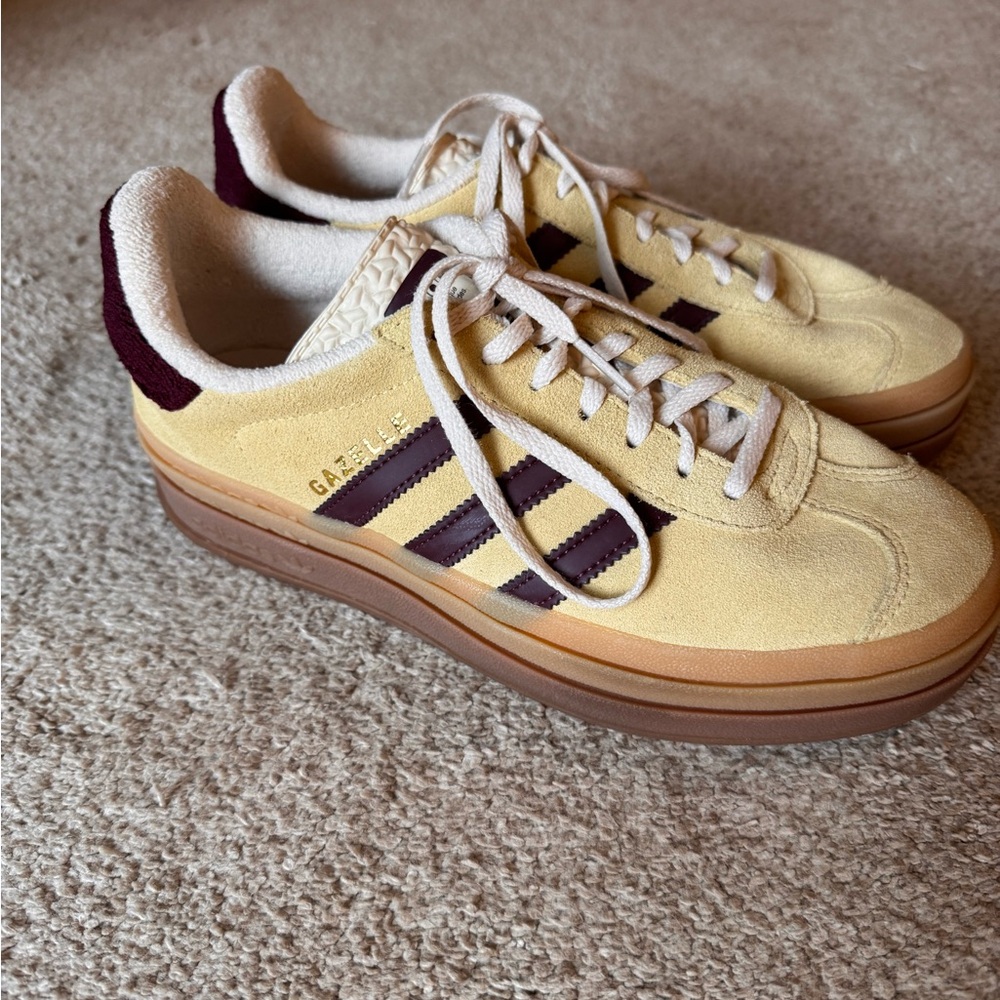 Adidas womens Yellow and maroon Gazelle sneakers
